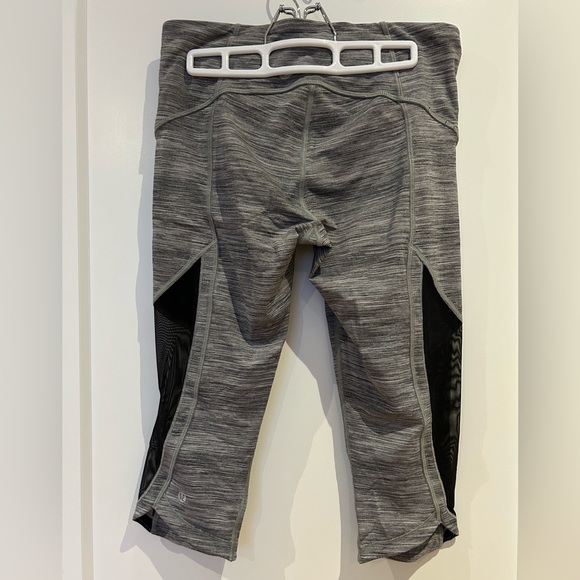 Lululemon Sun Runner Crop - Picture 3 of 8